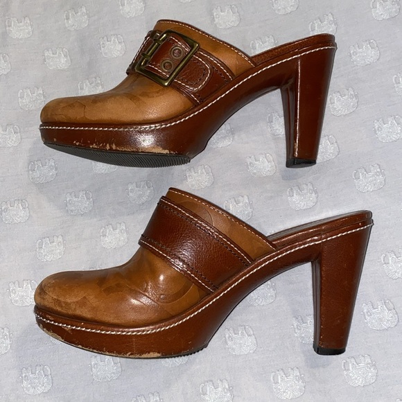 Coach slip on brown leather wedges, size 7.5 4in heel. - Picture 3 of 6